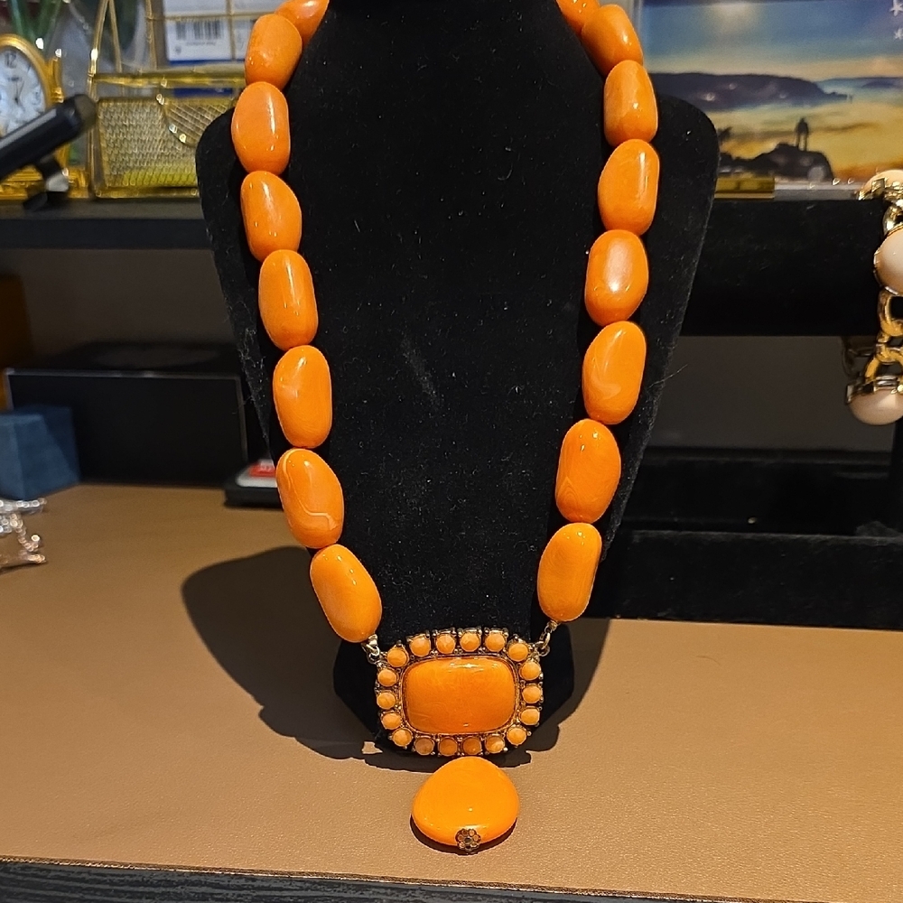 Source Unknown Bright Orange Bead Statement Necklace